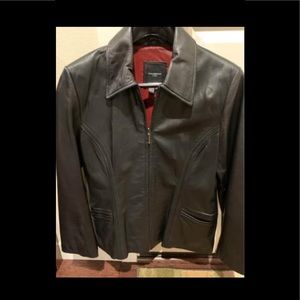 Women’s leather jacket
